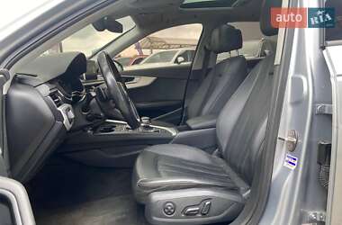 Седан Audi A4 2017 в 
