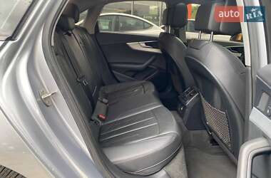 Седан Audi A4 2017 в 