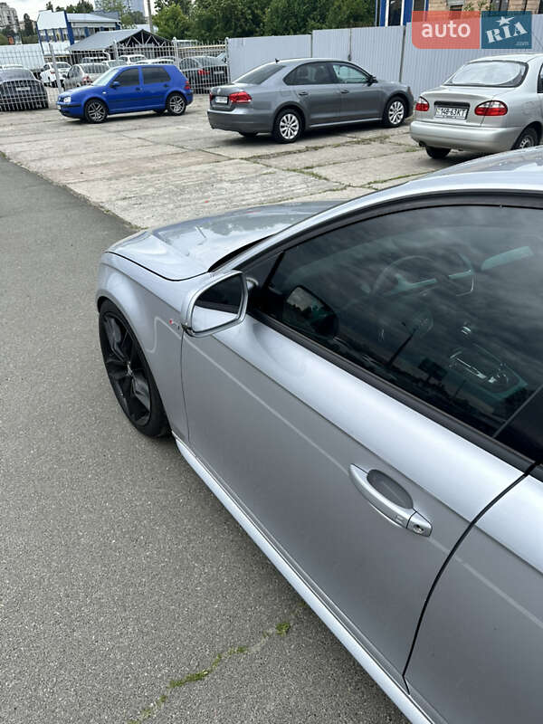 Седан Audi A4 2014 в Києві