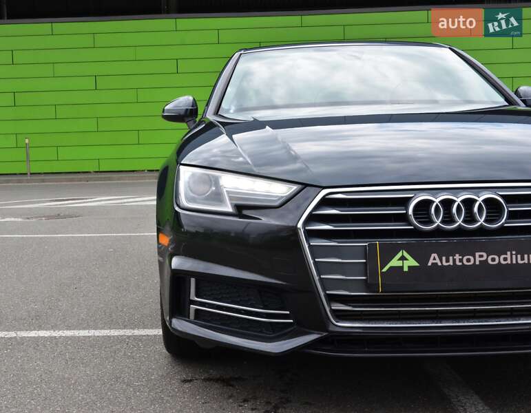 Седан Audi A4 2018 в Киеве