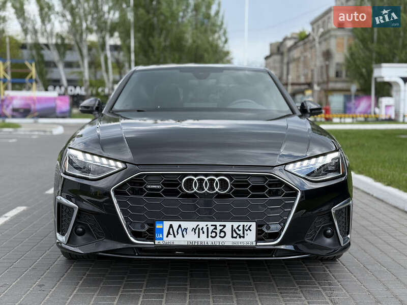 Audi A4 2023
