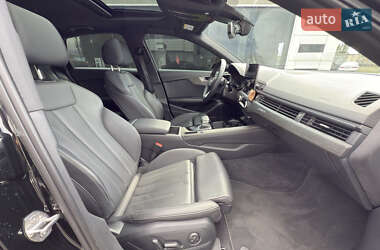 Седан Audi A4 2023 в 