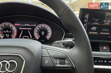 Седан Audi A4 2023 в 