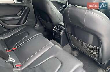 Седан Audi A4 2012 в 