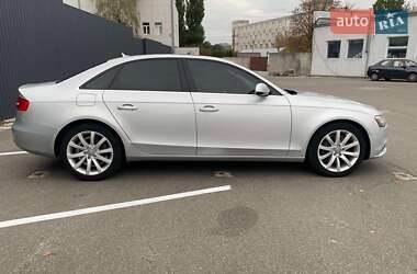 Седан Audi A4 2012 в 