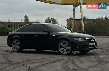 Седан Audi A4 2012 в 