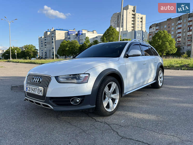 Универсал Audi A4 2013 в 
