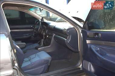 Седан Audi A4 1995 в 