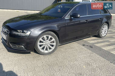 Универсал Audi A4 2012 в 