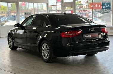 Седан Audi A4 2012 в 