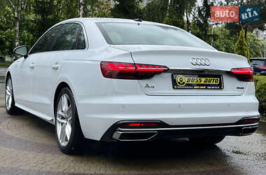 Седан Audi A4 2022 в 
