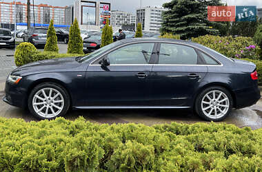 Седан Audi A4 2015 в 