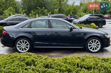Седан Audi A4 2015 в 