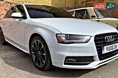 Седан Audi A4 2013 в Киеве