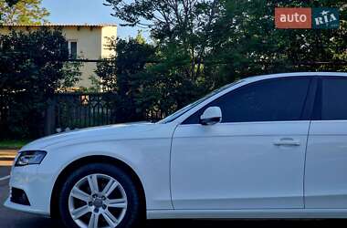 Седан Audi A4 2011 в 