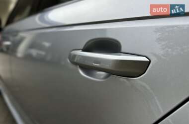 Седан Audi A4 2017 в 