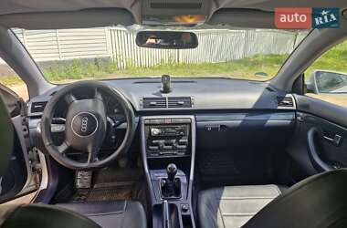 Седан Audi A4 2004 в 