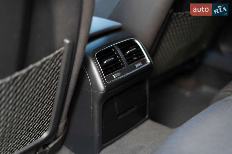 Универсал Audi A4 2012 в Новояворовске
