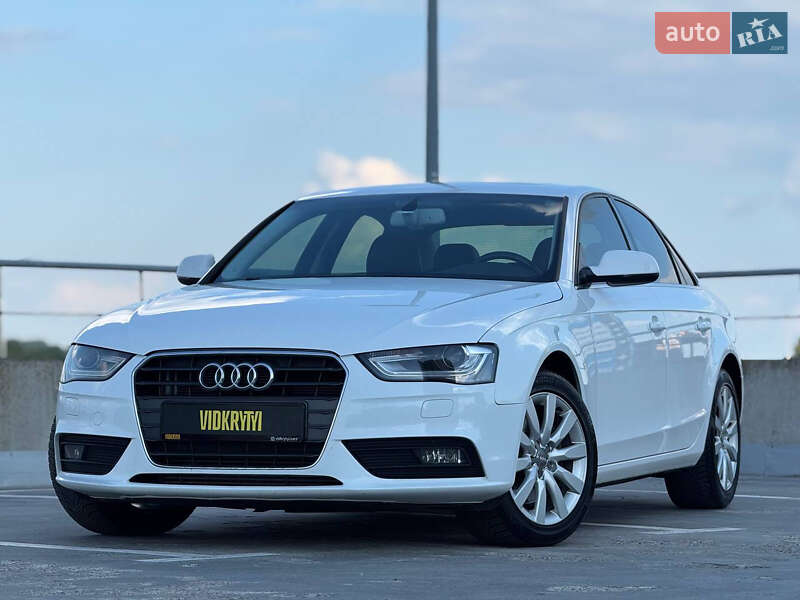 Седан Audi A4 2013 в 