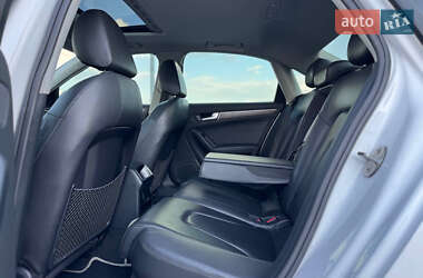 Седан Audi A4 2013 в 
