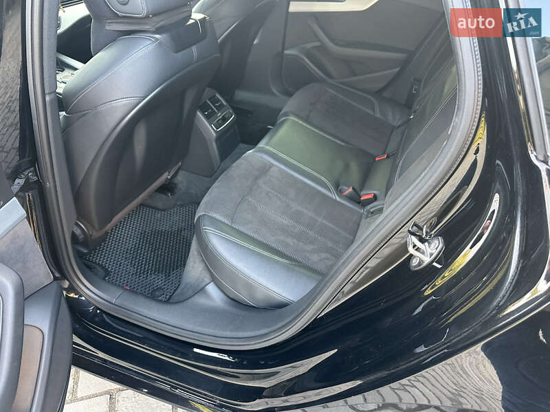 Універсал Audi A4 2017 в Львові