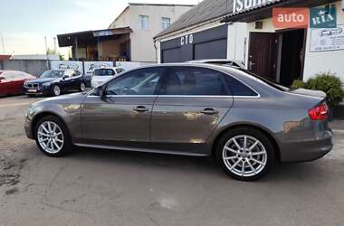 Седан Audi A4 2014 в 