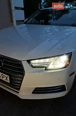 Седан Audi A4 2016 в 
