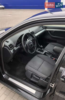 Седан Audi A4 2006 в 