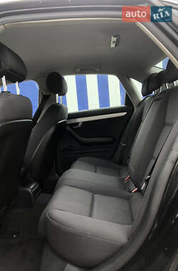 Седан Audi A4 2006 в 