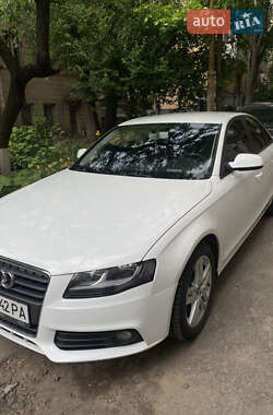 Седан Audi A4 2009 в 