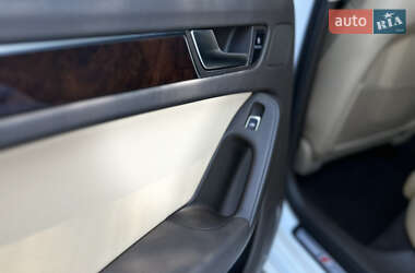 Седан Audi A4 2014 в 