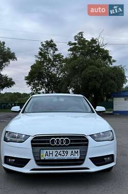 Седан Audi A4 2013 в 
