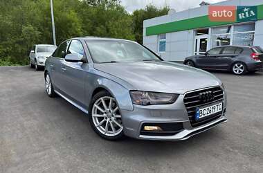 Седан Audi A4 2014 в Сколе