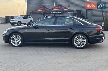 Седан Audi A4 2023 в 