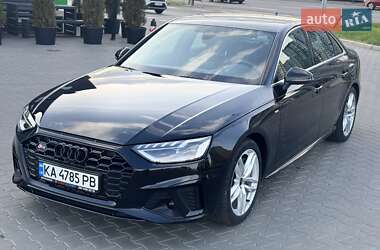 Седан Audi A4 2023 в 