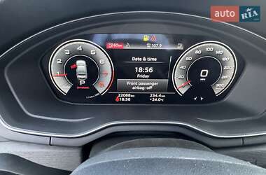 Седан Audi A4 2023 в 