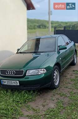 Седан Audi A4 1997 в Одессе