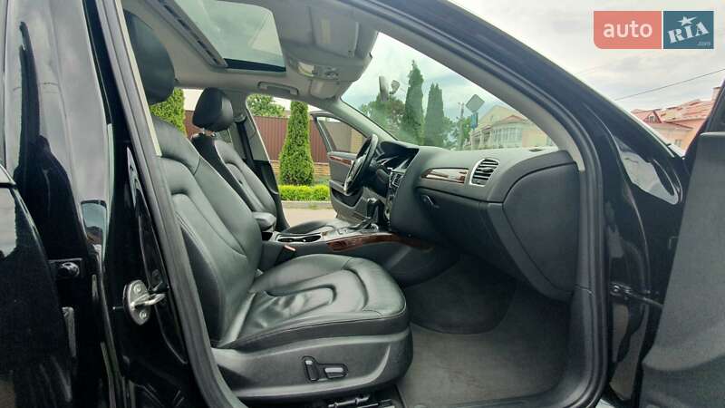 Седан Audi A4 2010 в Киеве