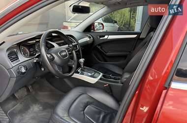 Седан Audi A4 2013 в 