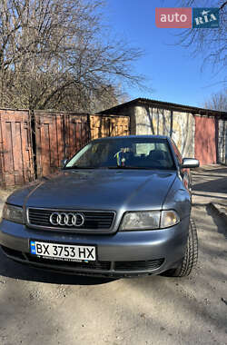 Седан Audi A4 1997 в Галиче