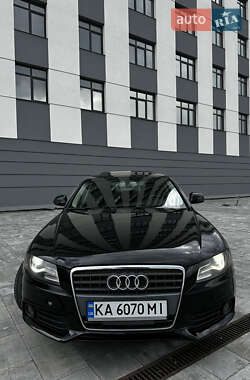 Седан Audi A4 2009 в 