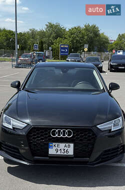 Седан Audi A4 2016 в Дніпрі