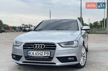 Седан Audi A4 2014 в 