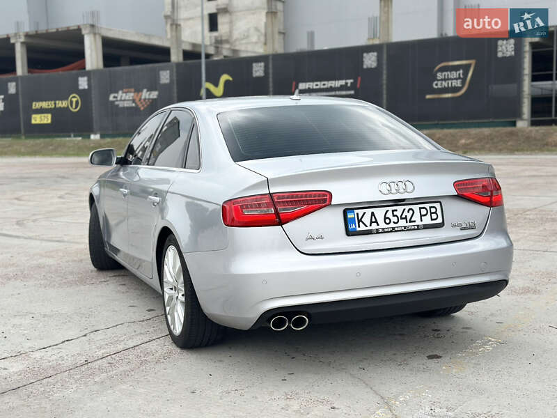 Седан Audi A4 2014 в Киеве