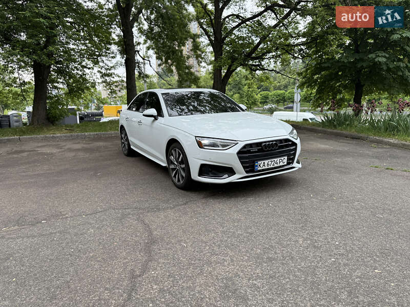 Седан Audi A4 2020 в Києві