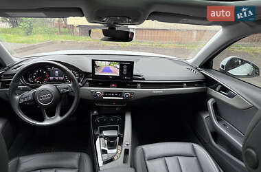 Седан Audi A4 2020 в 