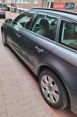 Универсал Audi A4 2014 в 