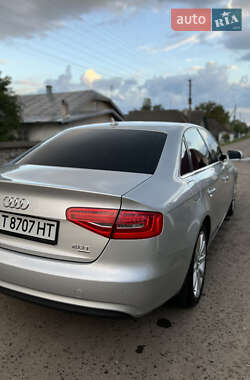 Седан Audi A4 2013 в 