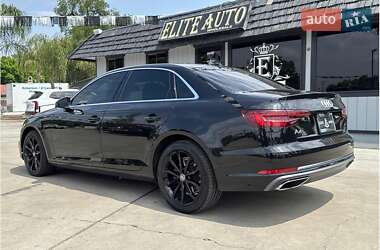 Седан Audi A4 2019 в 
