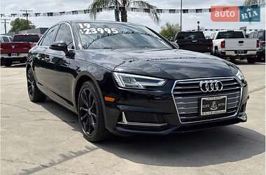 Седан Audi A4 2019 в 
